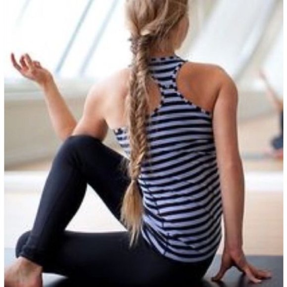 Lululemon Cool Racerback Sea Stripe‎ Polar Haze Black Tank Top Size 2 Yoga - Picture 2 of 9